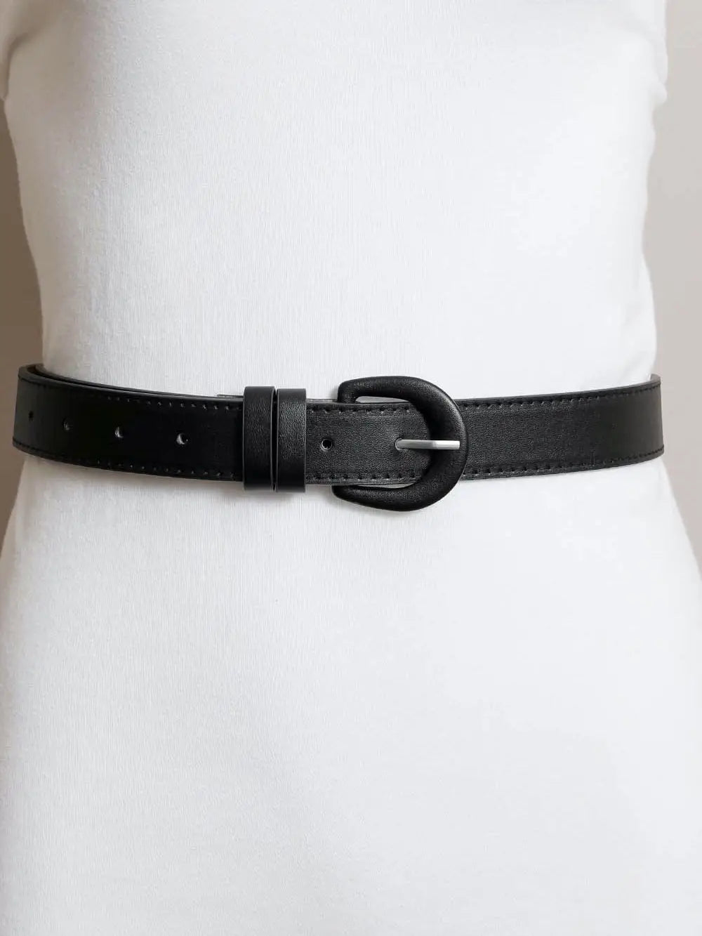 NEW CLASSIC VEGAN LEATHER BELT (BLACK)