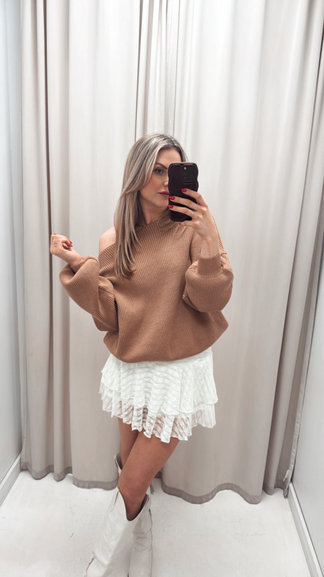 NEW ELEANORA BOATNECK SWEATER (CAMEL)