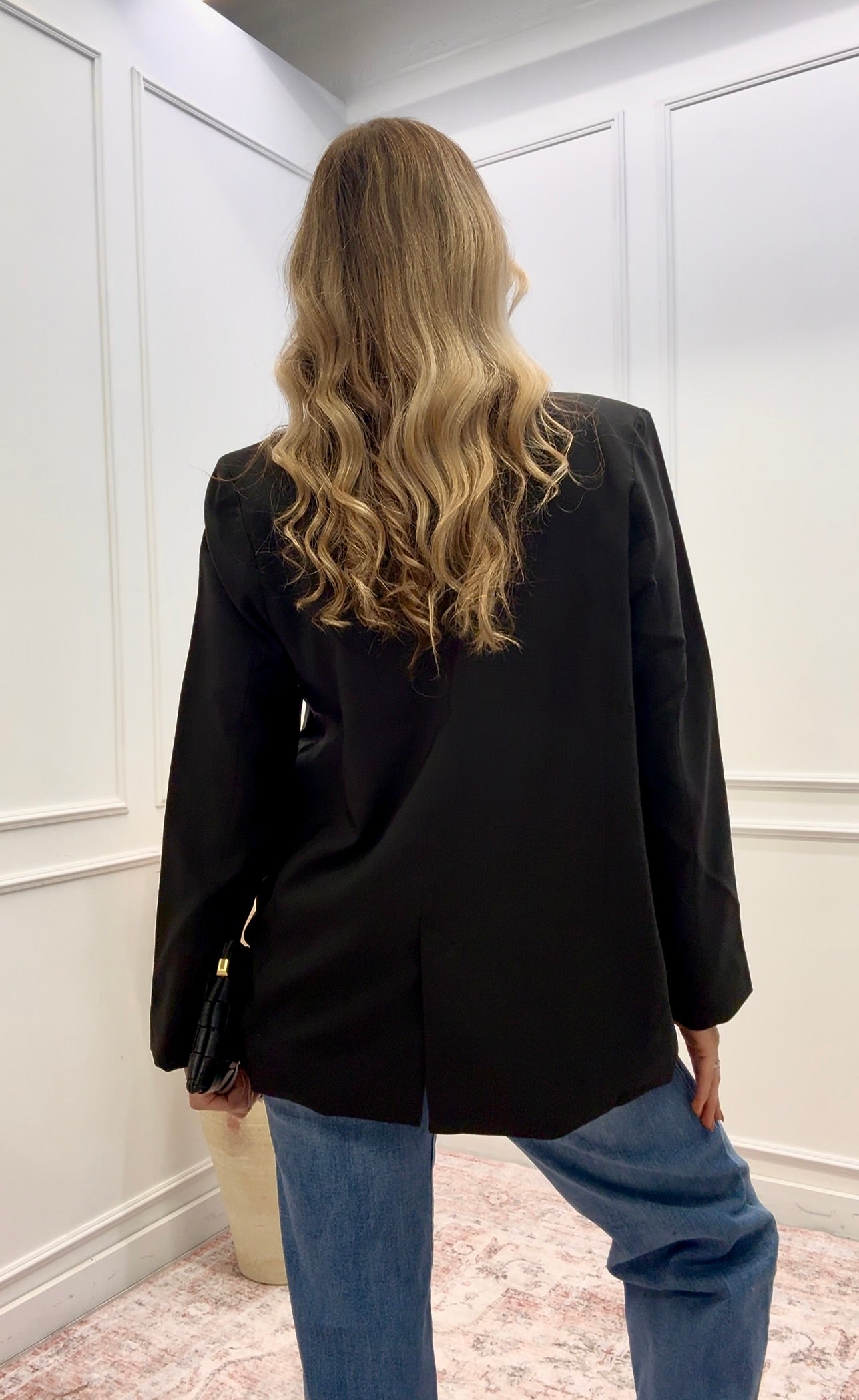 NEW STACEY BUTTON CLOSURE BLAZER (BLACK)