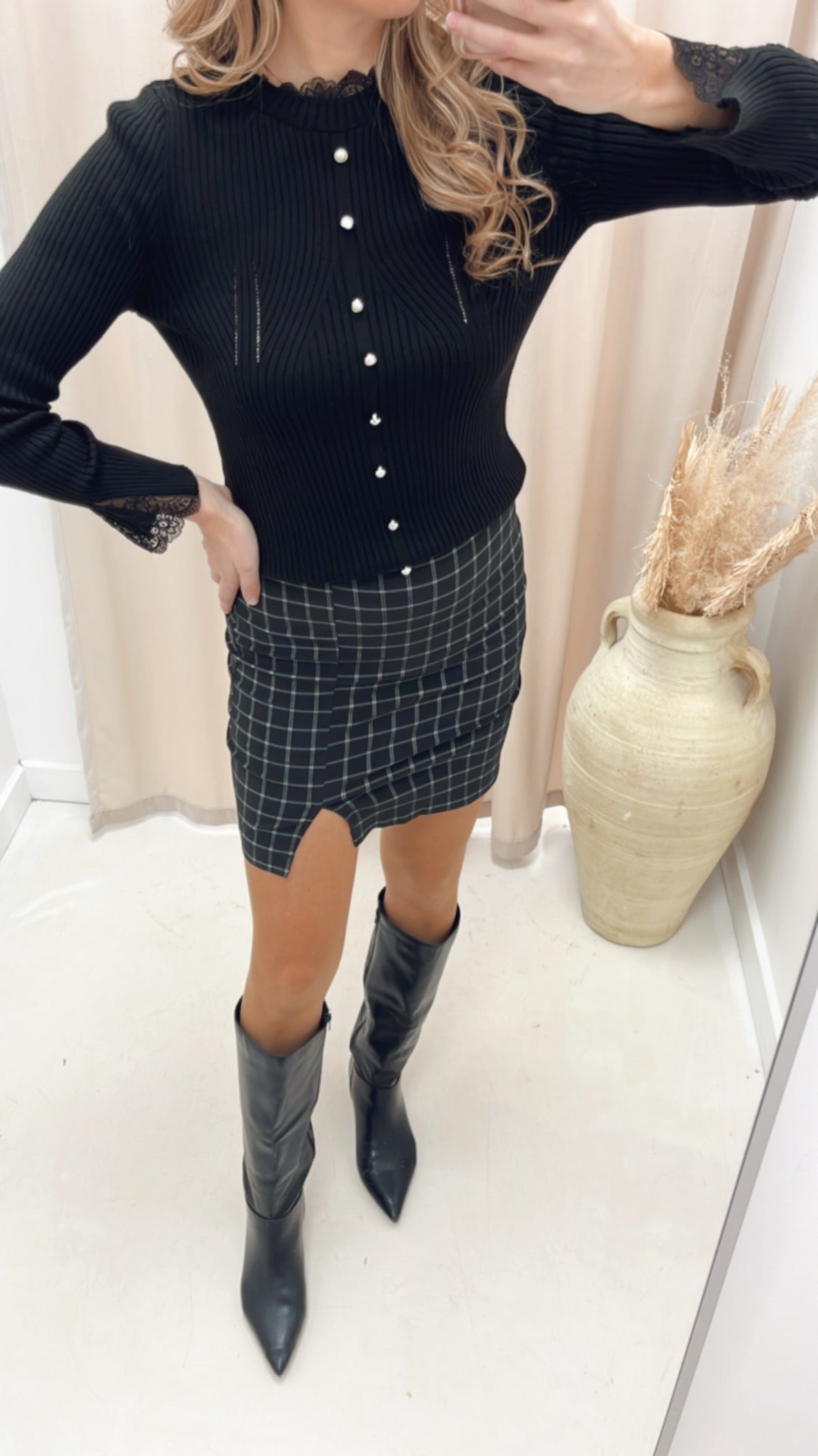 "THE CLASSIC" BLACK PLAID MINI SKIRT