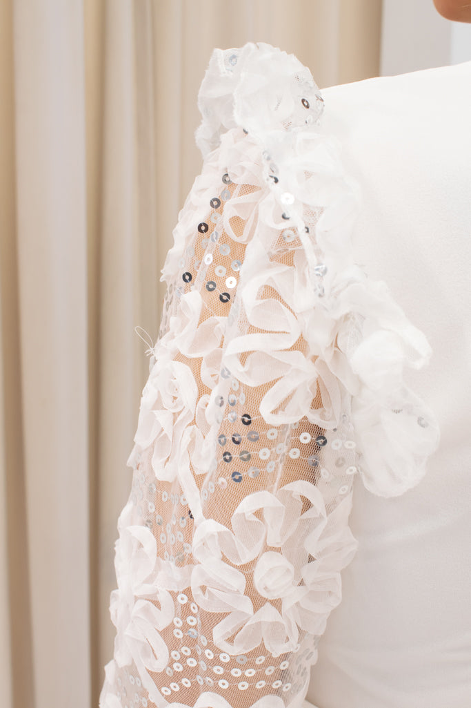 NEW MIRANDA LACE SEQUIN TOP (OFF-WHITE)