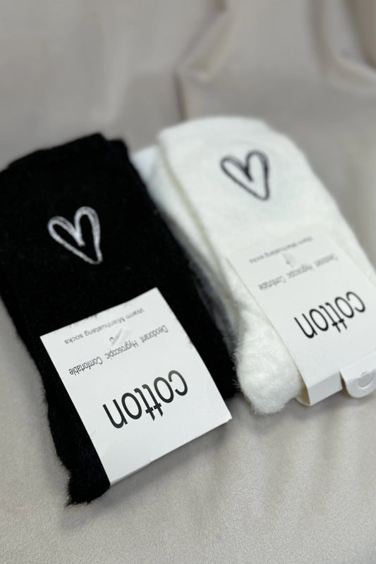 NEW ALIDA HEART EMBROIDERY FUZZY SOCKS