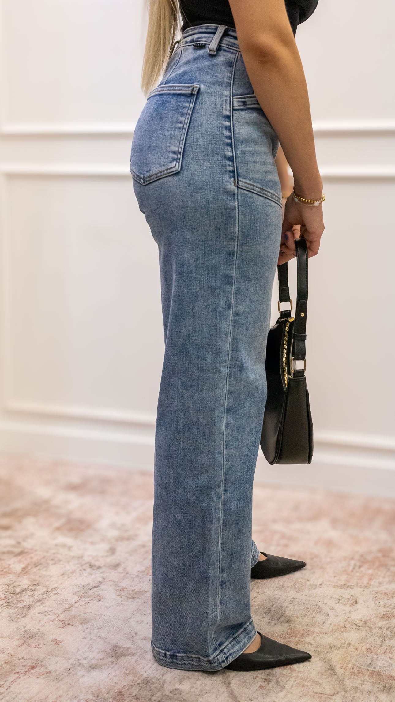 TOMMY STRAIGHT LEG MID RISE JEAN (RISEN)