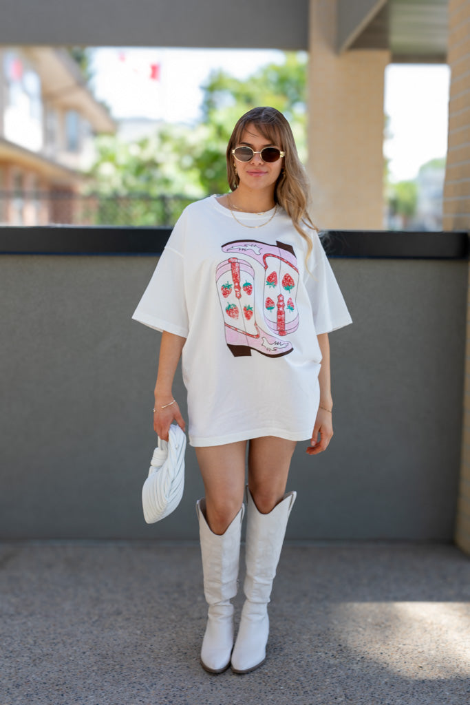 NEW COWBOY BOOT GRAPHIC T-SHIRT (WHITE)