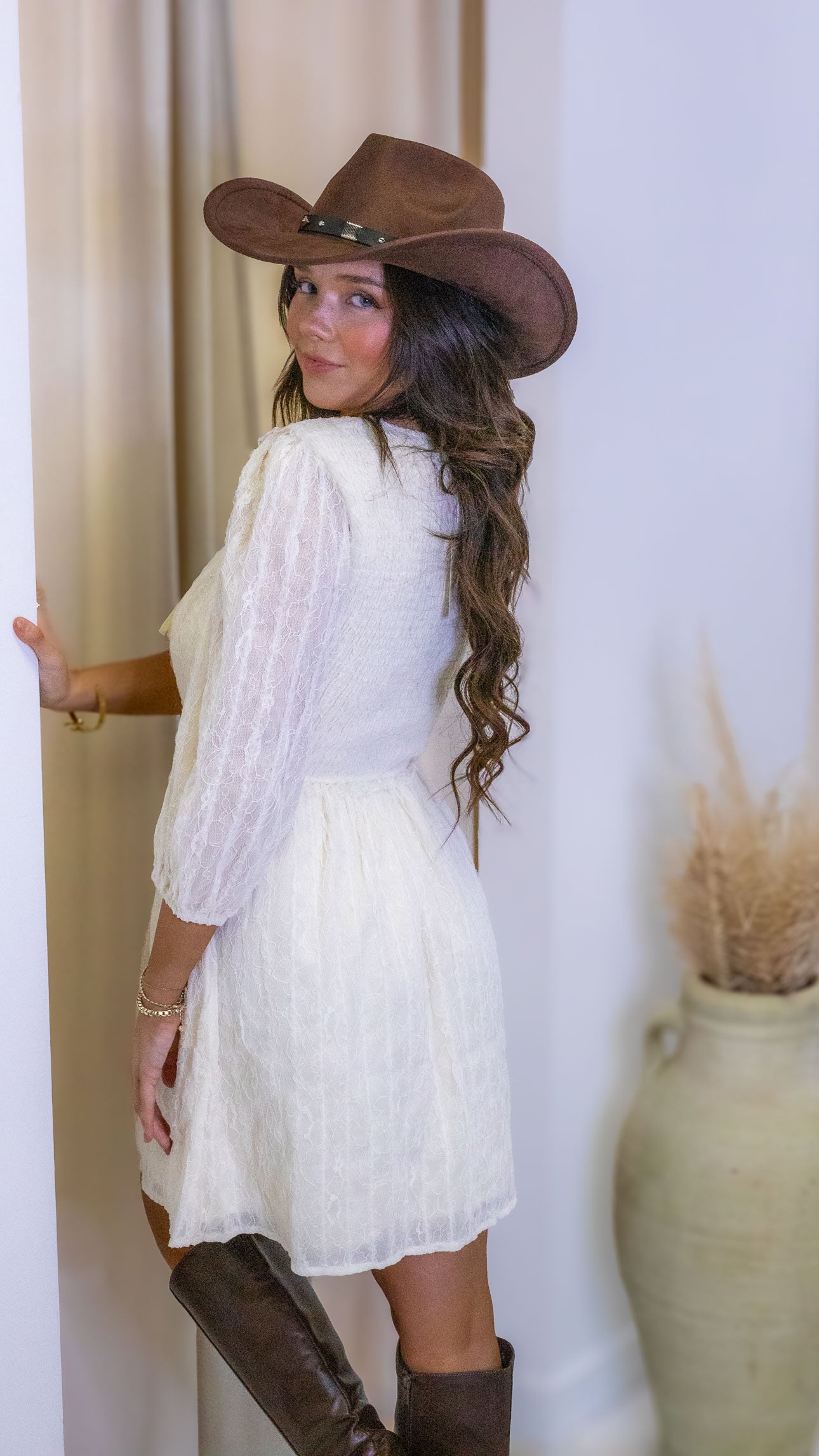 FIORA TEXTURED LACE DRESS (IVORY)
