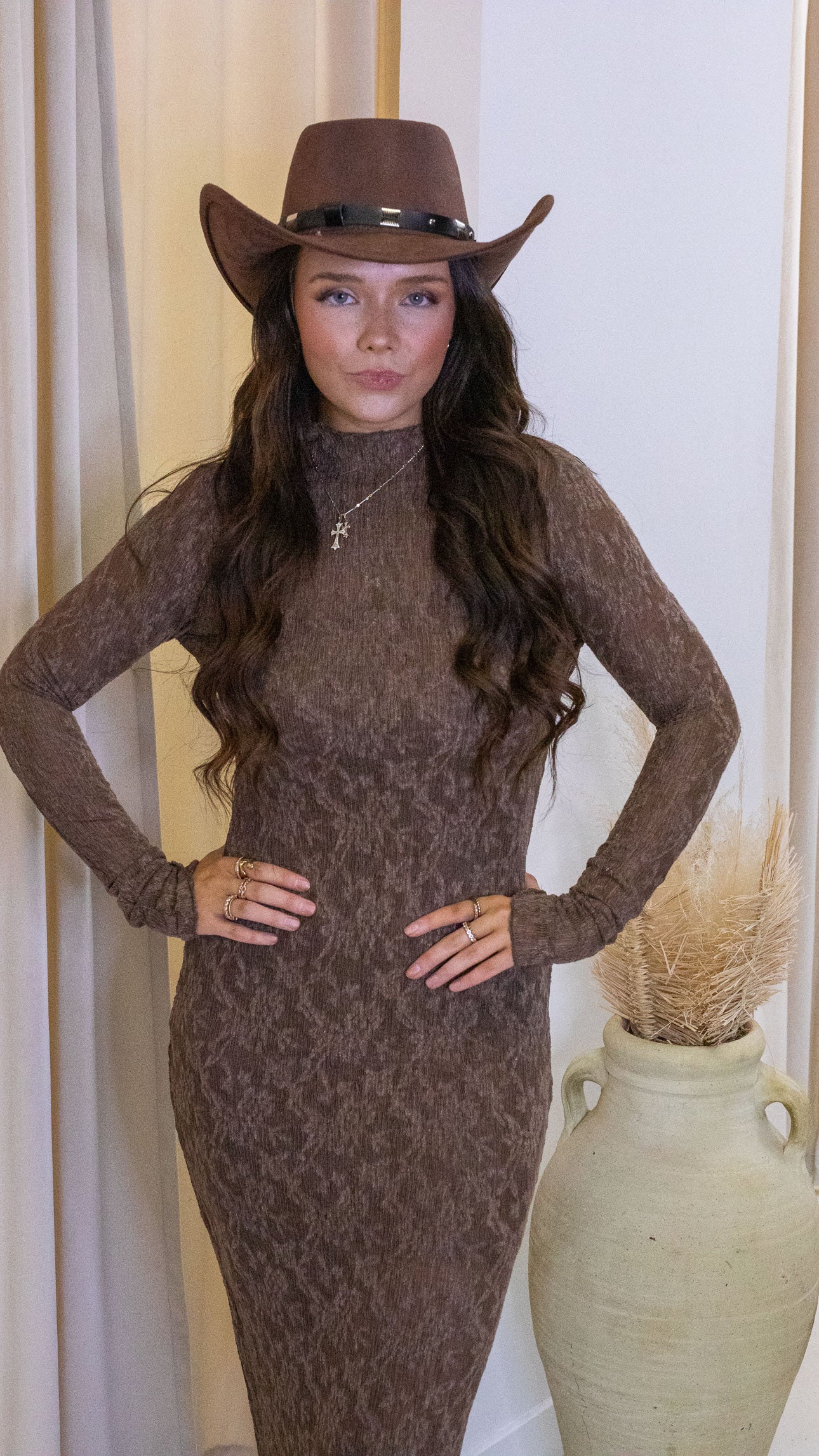 SRIELLA LACE MAXI DRESS (BROWN)