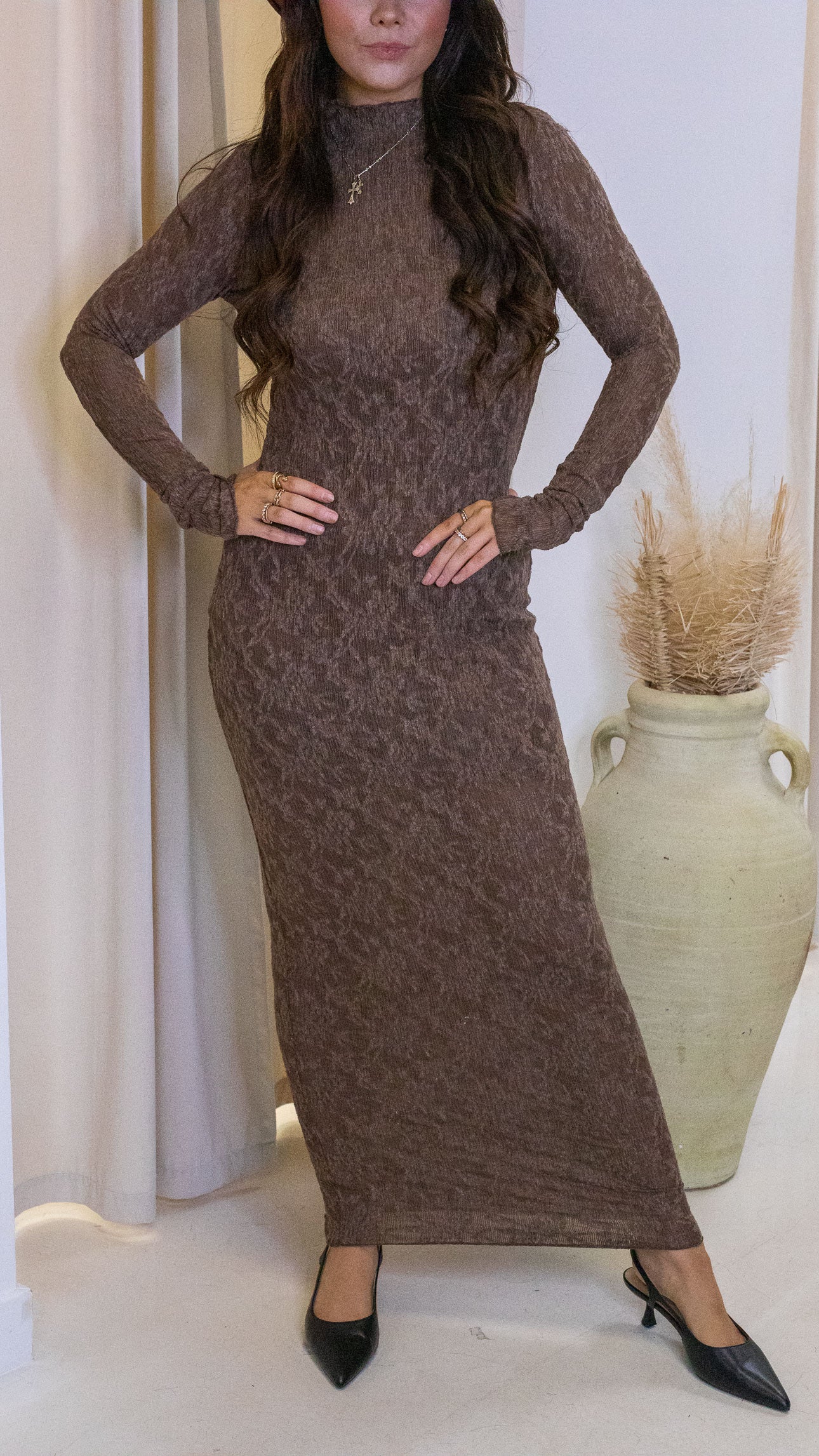 SRIELLA LACE MAXI DRESS (BROWN)