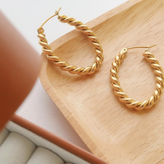 NEW BROOK GOLD NON-TARNISH BRAIDED HOOP EARRING (PRE-ORDER)