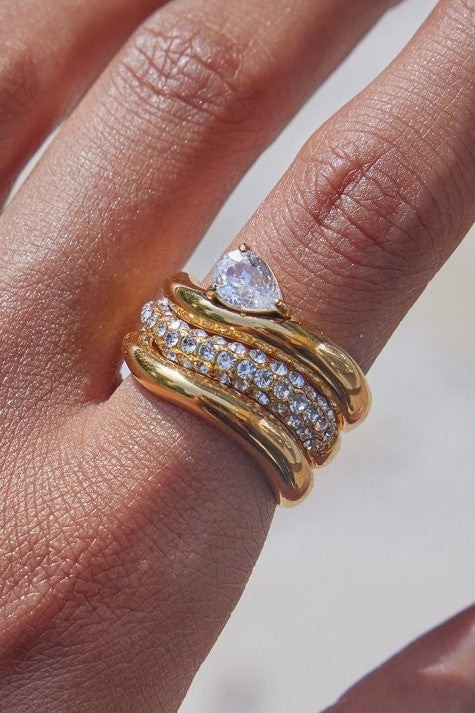 TRIPLE STACK GOLD RING