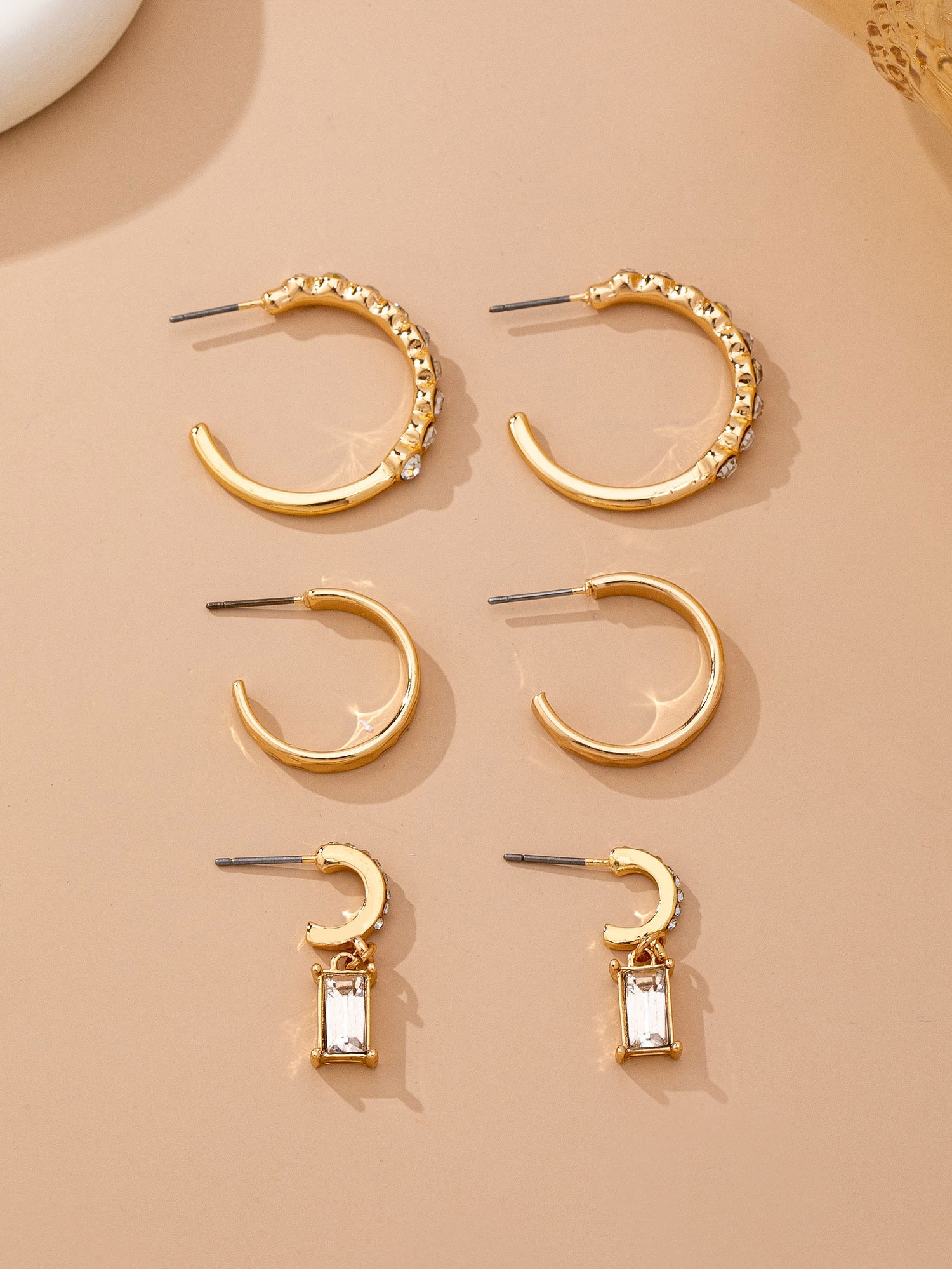 CRYSTAL BAGUETTE HOOP EARRING SET
