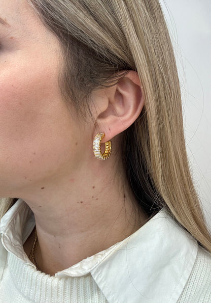 SOPHIA BAGUETTE HOOP EARRINGS (GOLD)