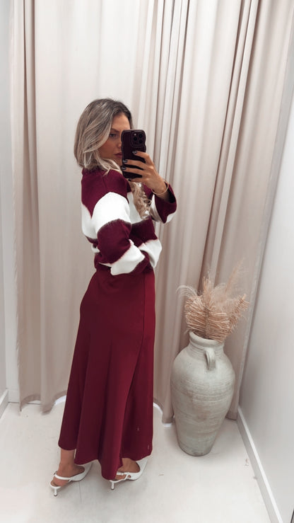 SATIN MAXI SKIRT (BURGUNDY)