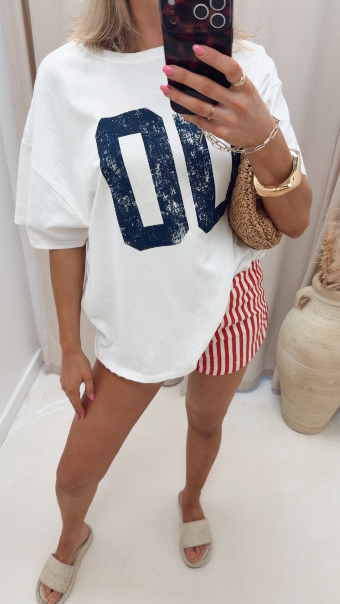 00 GRAPHIC T-SHIRT