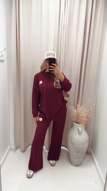 CLASSIC CORDUROY SWEATER AND TROUSER SET (BURGUNDY)