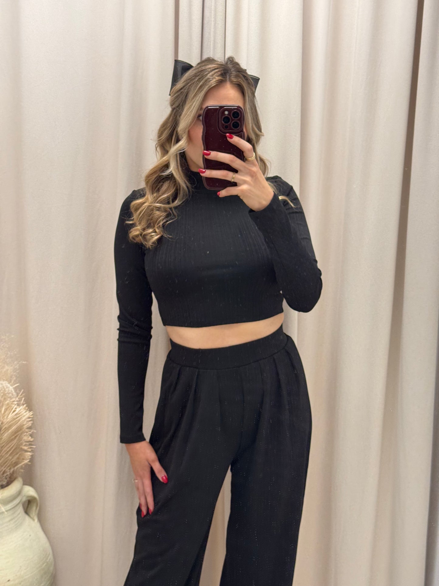 NEW TESSA TWO PIECE SET (BLACK)