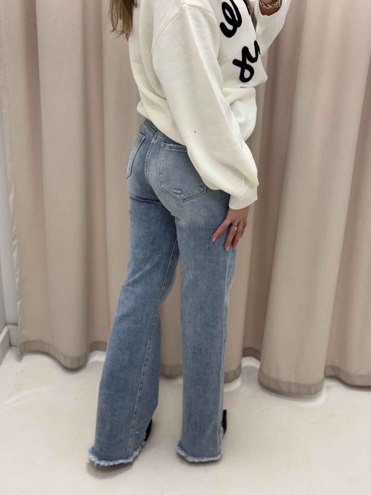 NEW JORDANA JEANS (LIGHT WASH)