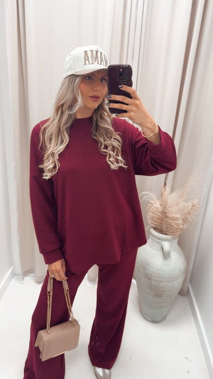 CLASSIC CORDUROY SWEATER AND TROUSER SET (BURGUNDY)
