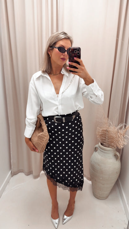 ONLBELLA SLANTED SATIN LACE SKIRT (2 COLOR OPTIONS)