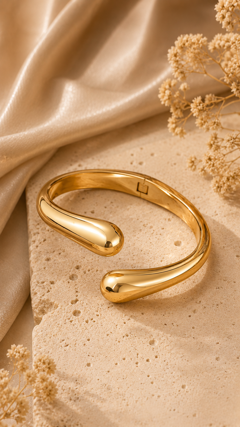 TEARDROP GOLD CUFF BRACELET