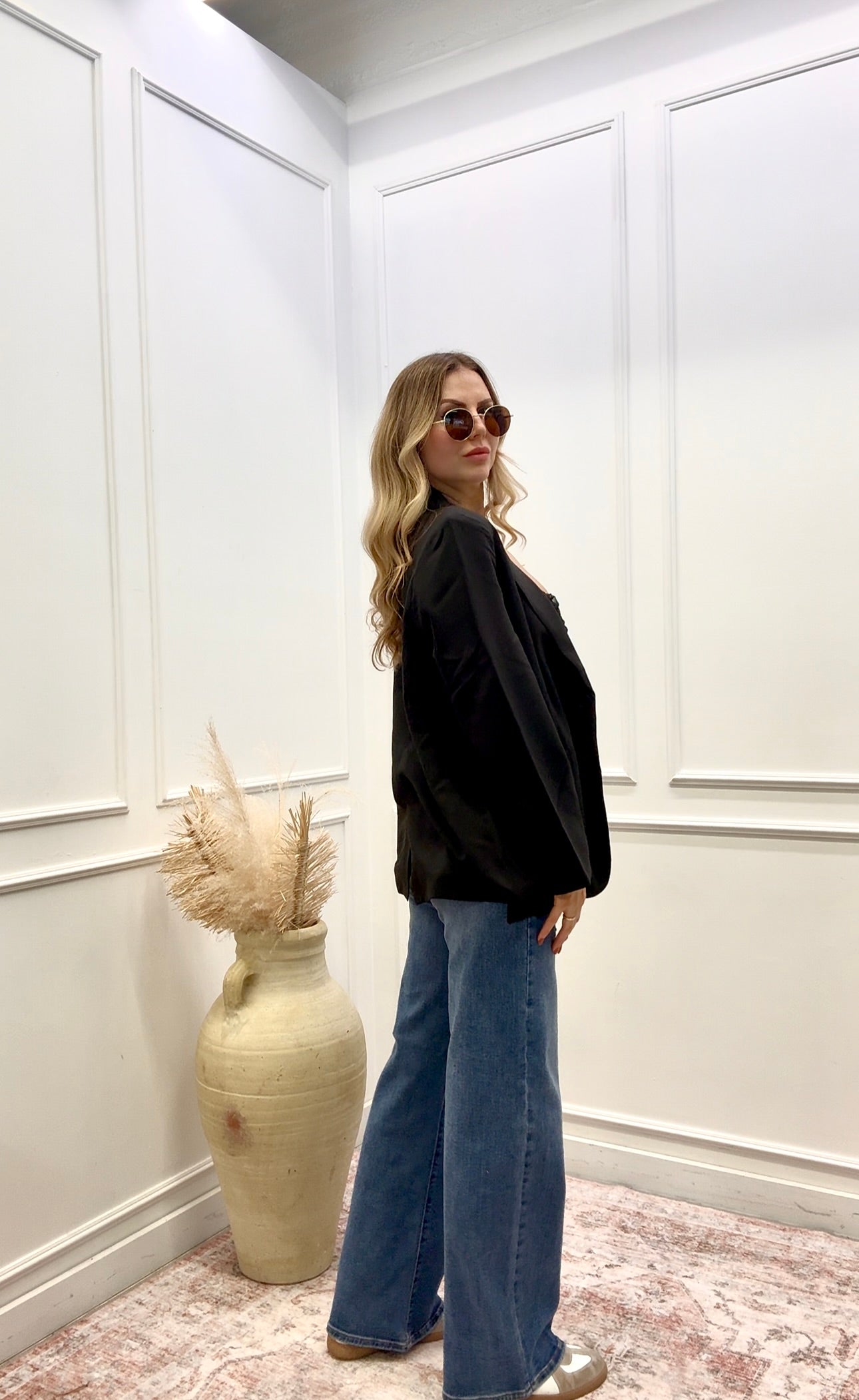 NEW STACEY BUTTON CLOSURE BLAZER (BLACK)