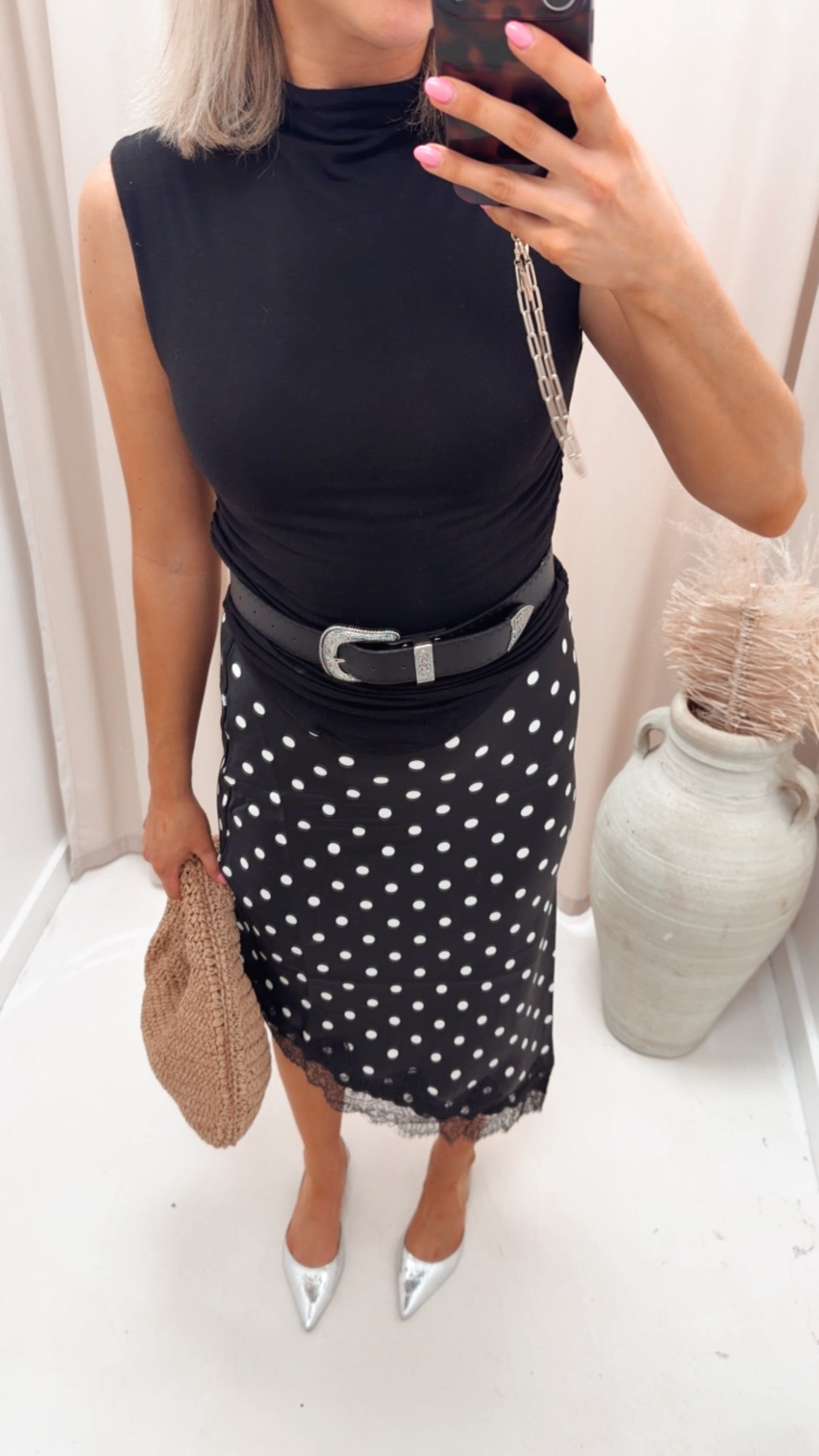 ONLBELLA SLANTED SATIN LACE SKIRT (2 COLOR OPTIONS)