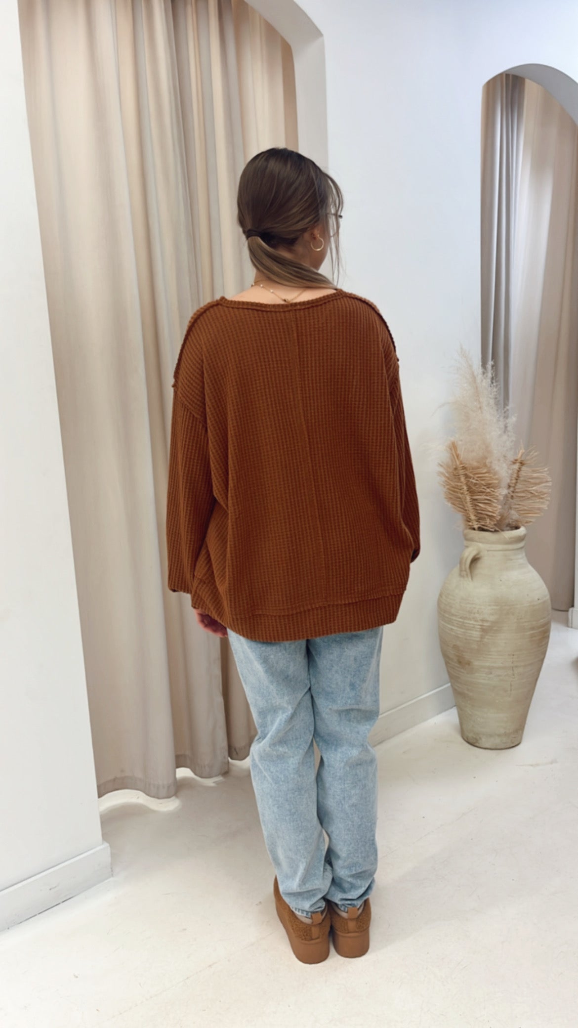 NEW KORI WAFFLE SWEATER (RUST)