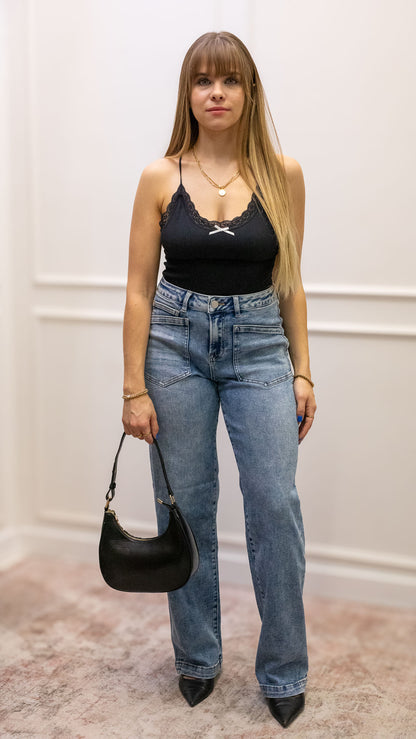 TOMMY STRAIGHT LEG MID RISE JEAN (RISEN)