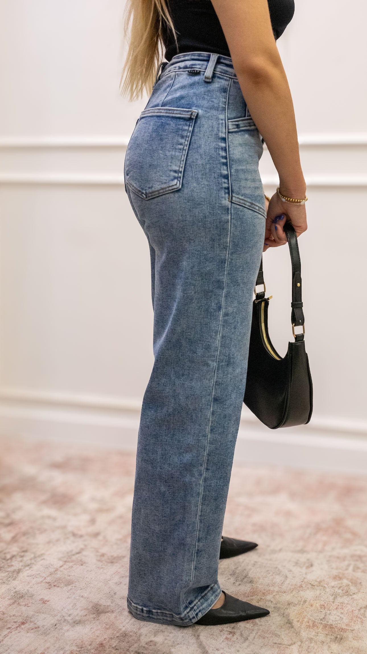 TOMMY STRAIGHT LEG MID RISE JEAN (RISEN)