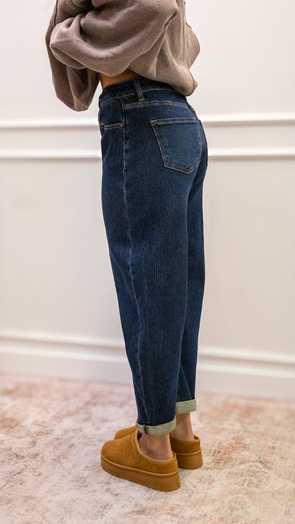 CHELSEA BARRELL JEANS (DARK WASH)