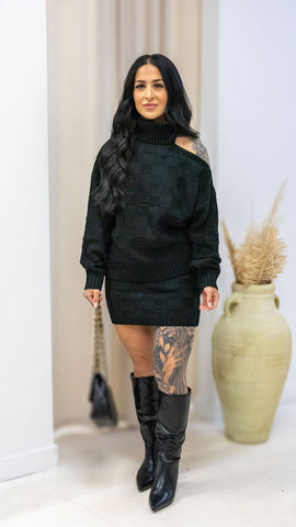 ONYX CHECKERED 2-PIECE SKIRT SET