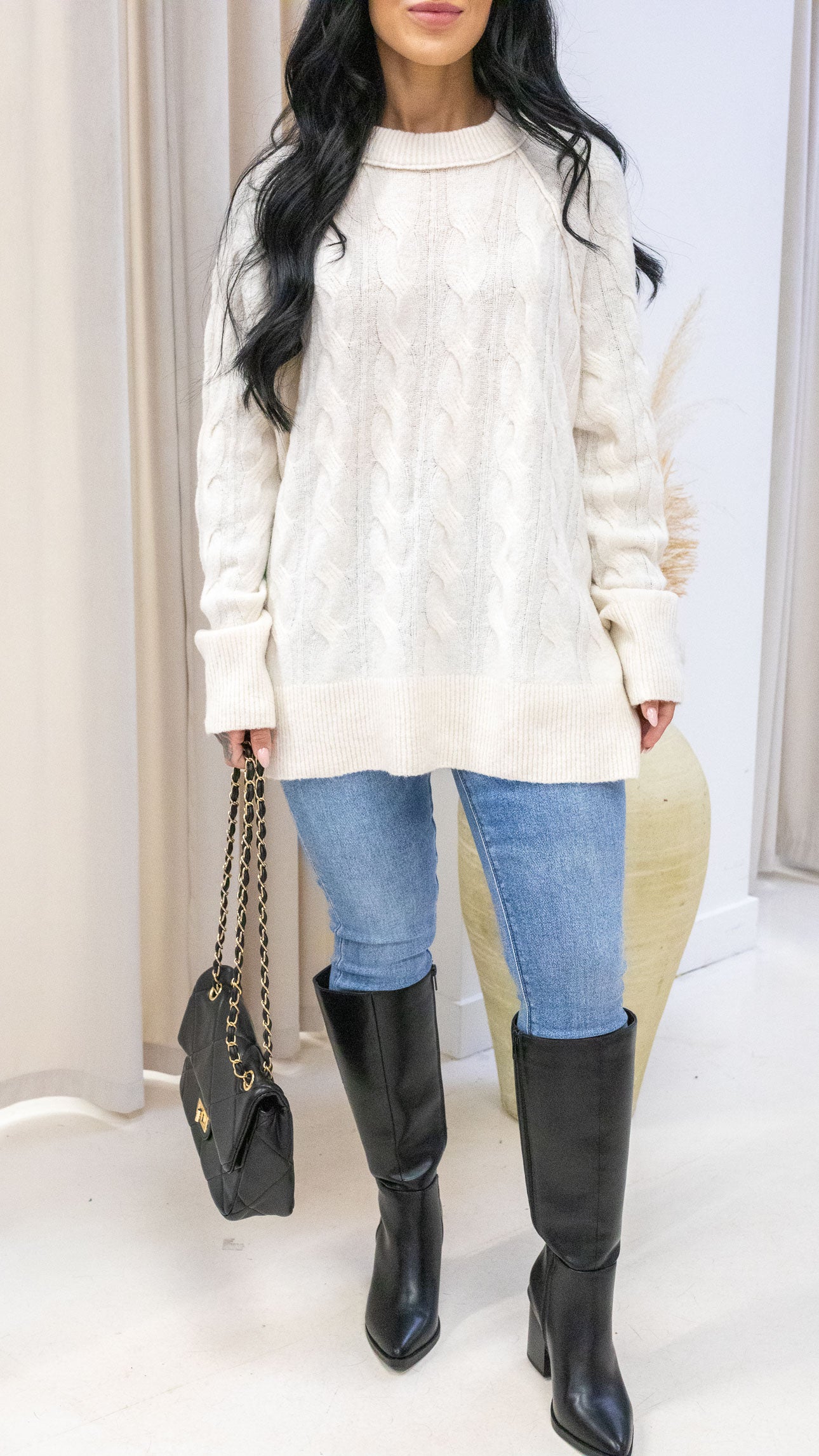 IZABELLA CLASIC CABLE KNIT SWEATER  (IVORY)