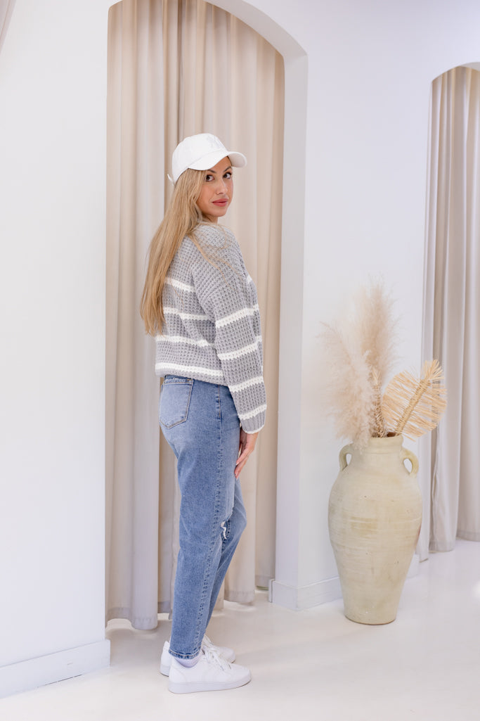 NEW DEVIN HIGHRISE SINGLE CUFFED MOM JEAN (MED)