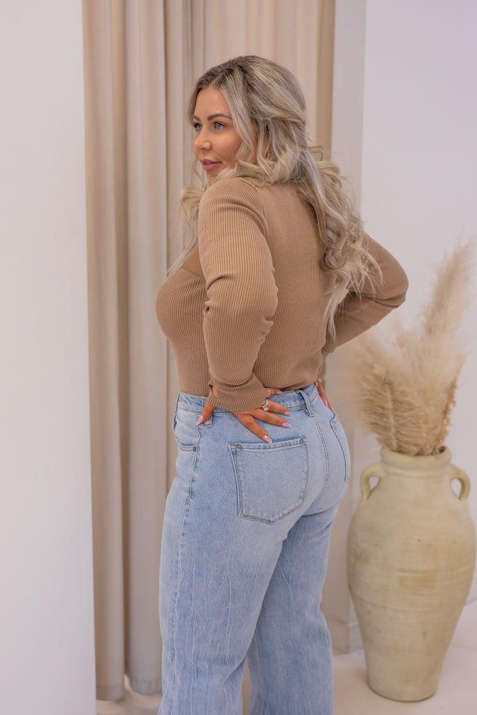 NEW SAM SHEER SWEETHEART NECKLINE LONG SLEEVE (MOCHA)