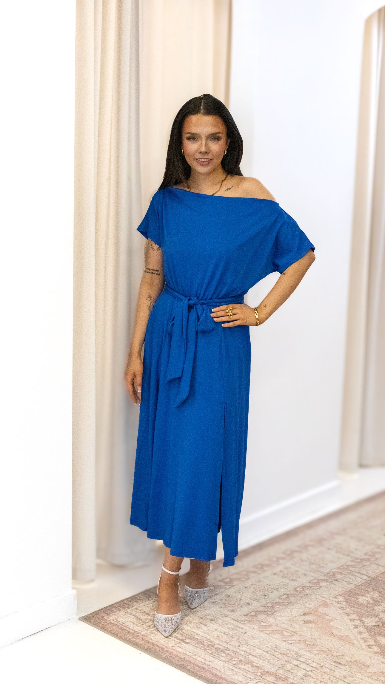 LOOSE FIT STRETCH MIDI DRESS