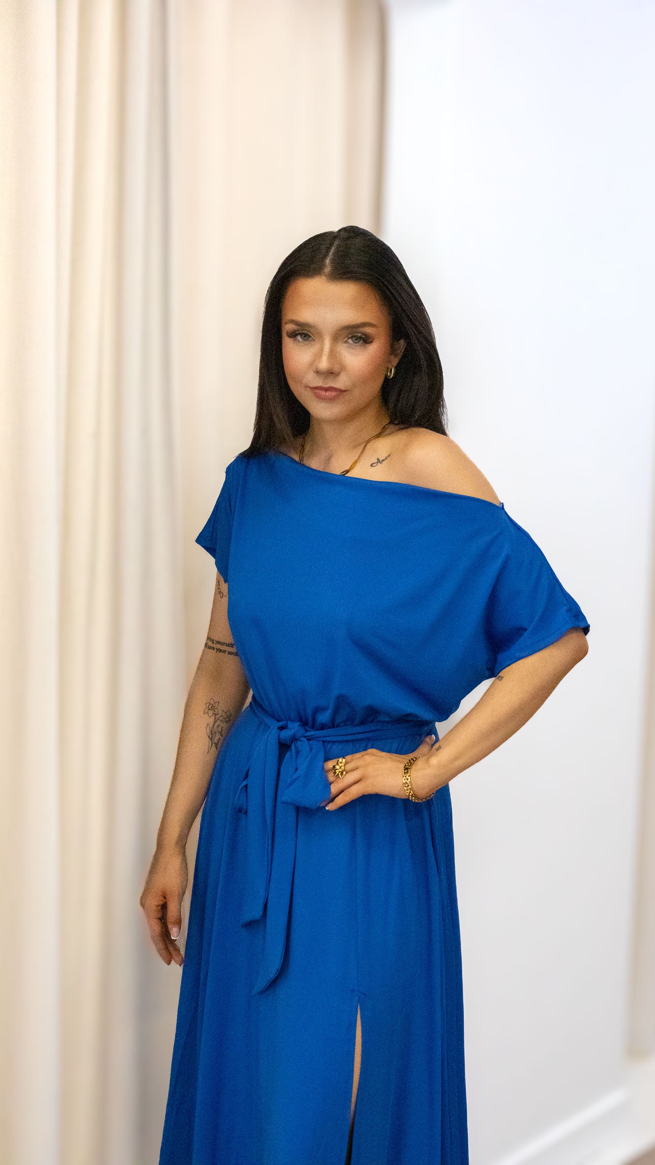 LOOSE FIT STRETCH MIDI DRESS