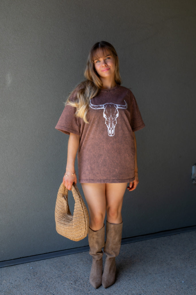 NEW ZARA GRAPHIC BULL T-SHIRT  (BROWN)
