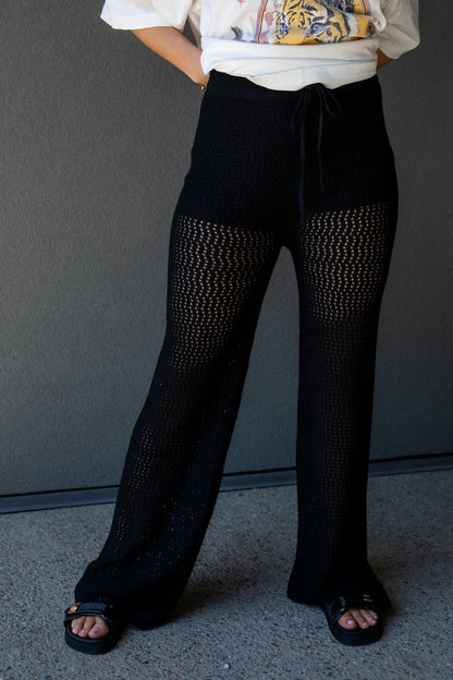 NEW ELIA CROCHET PANTS (BLACK)