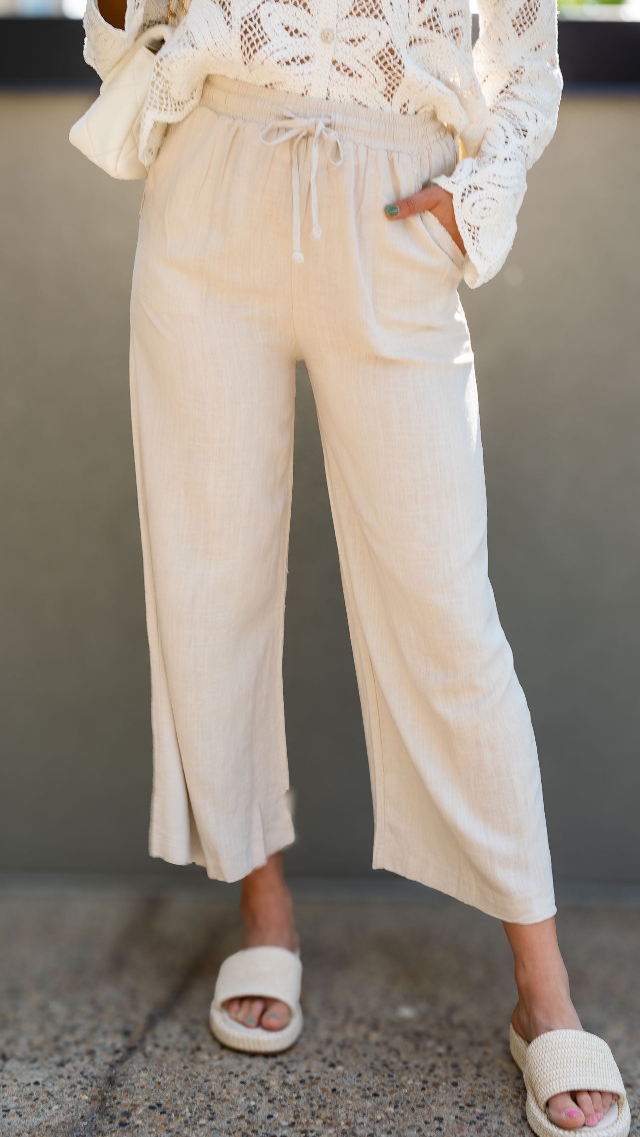 LORA LINEN STRAIGHT LEG PANT