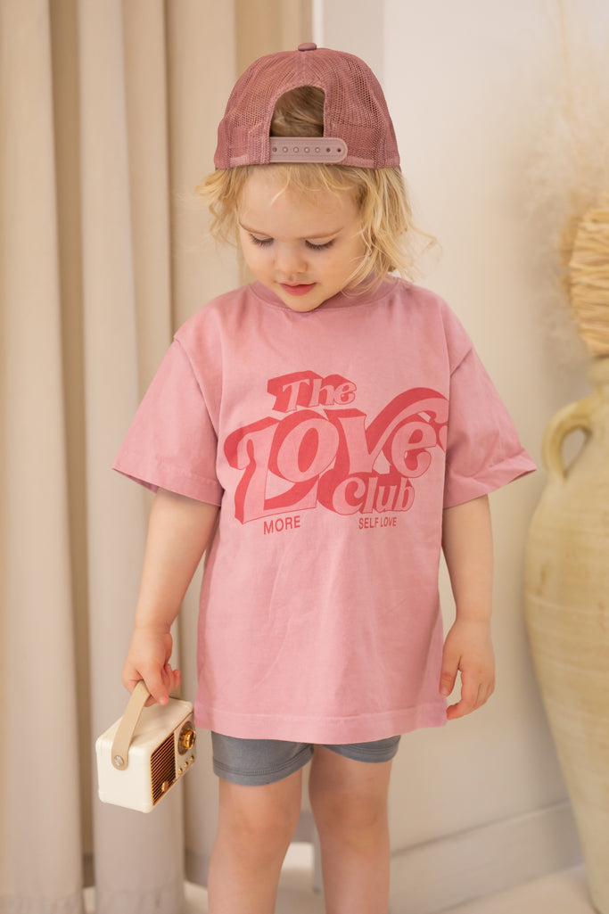 NEW THE LOVE CLUB KIDS GRAPHIC T-SHIRT (PINK)