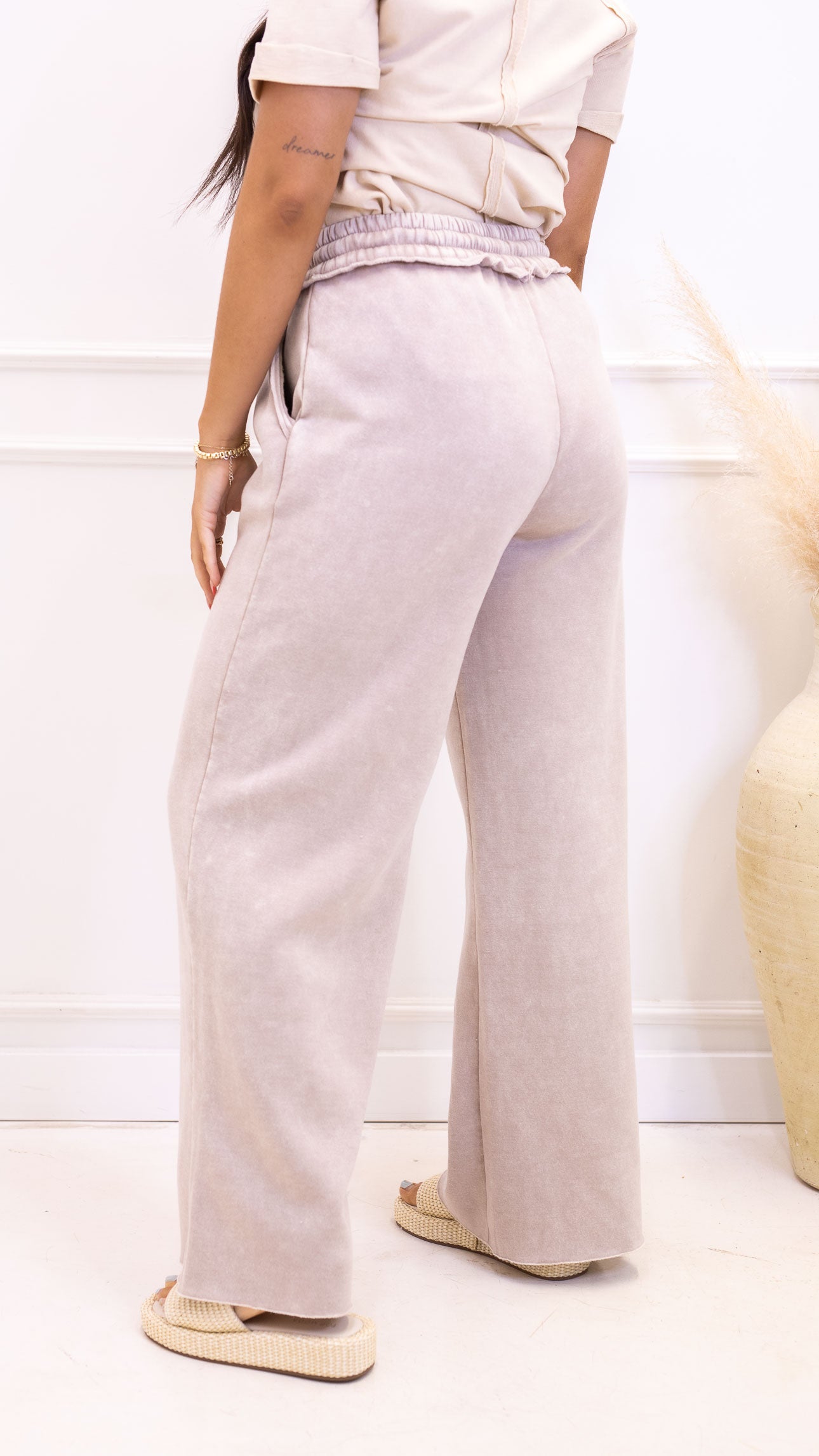 zenana sweatpant taupe