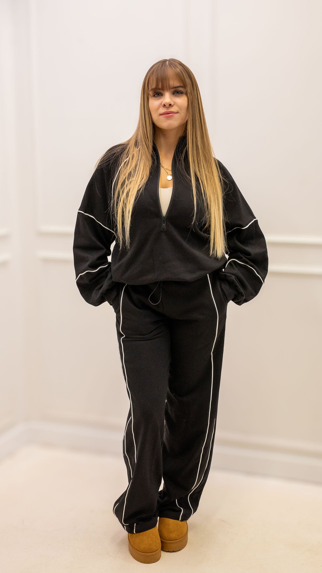 AINSLEY TERRY JOGGER SET (BLACK &amp; WHITE)