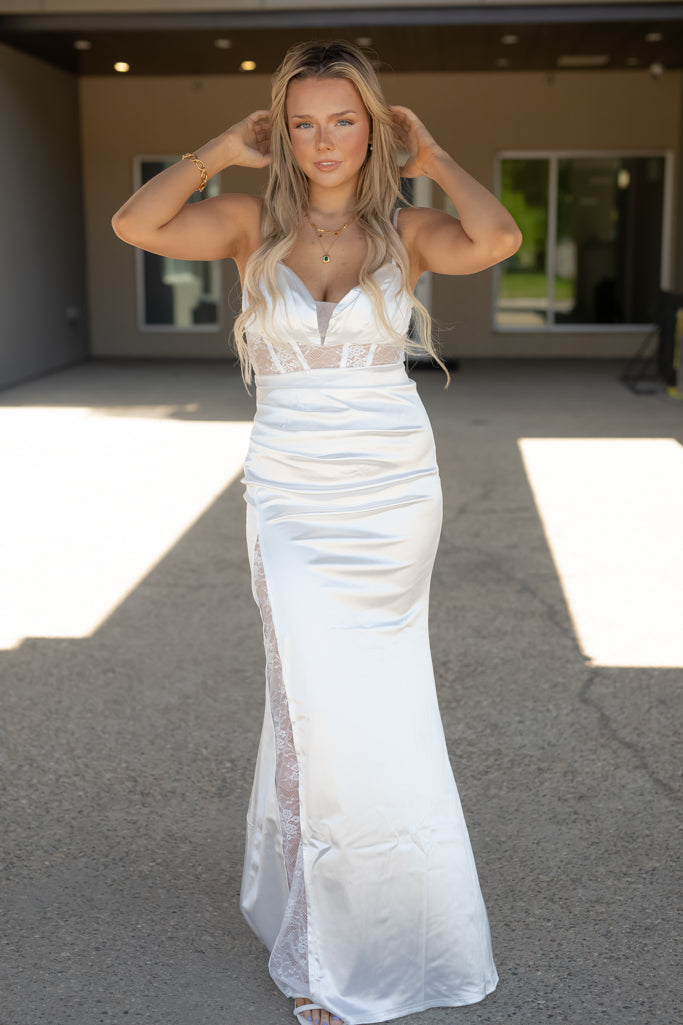 NEW NICOLE MAXI DRESS (WHITE)