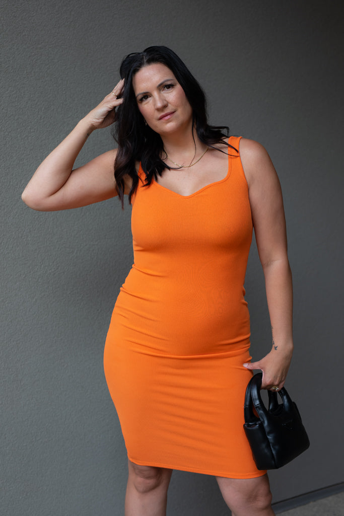 NEW CARA RIBBED MIDI DRESS (ORANGE)