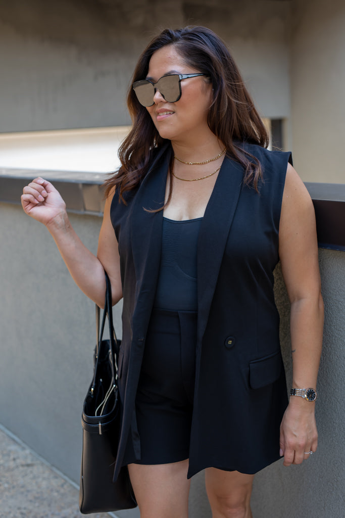 NEW ARIA SLEEVELESS BLAZER VEST (BLACK)