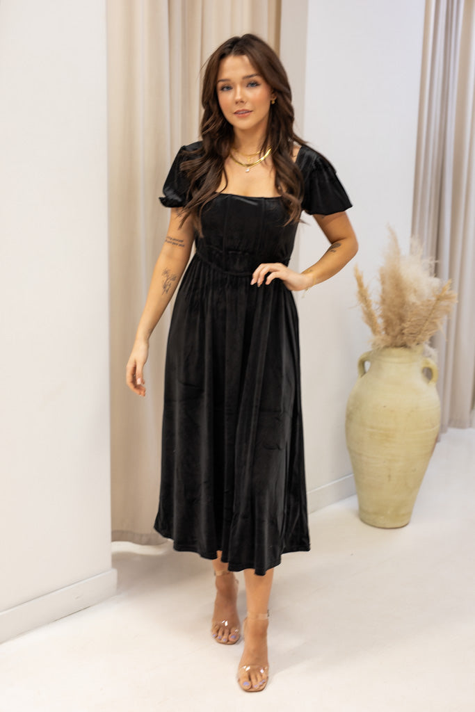 NEW XANDRA VELVET MIDI DRESS (BLACK)