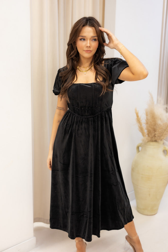 NEW XANDRA VELVET MIDI DRESS (BLACK)