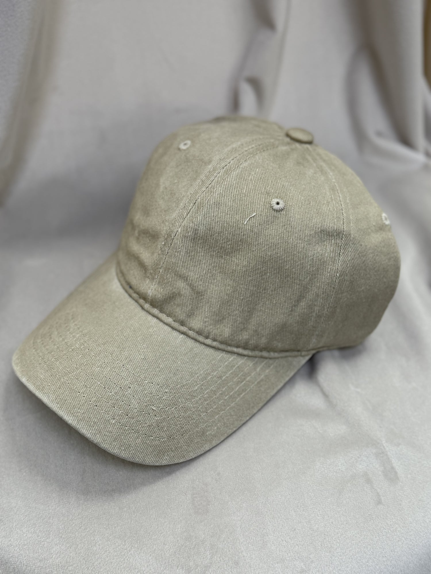 NEW VINTAGE WASHED BASEBALL CAP (TAN)