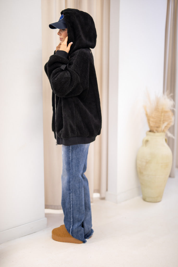 NEW WEEKEND FURRY OVERSIZED HOODIE (BLACK)