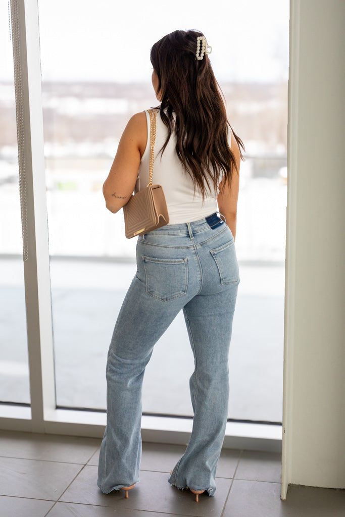 NEW BRIDGET BOOTCUT JEANS (LIGHTWASH)