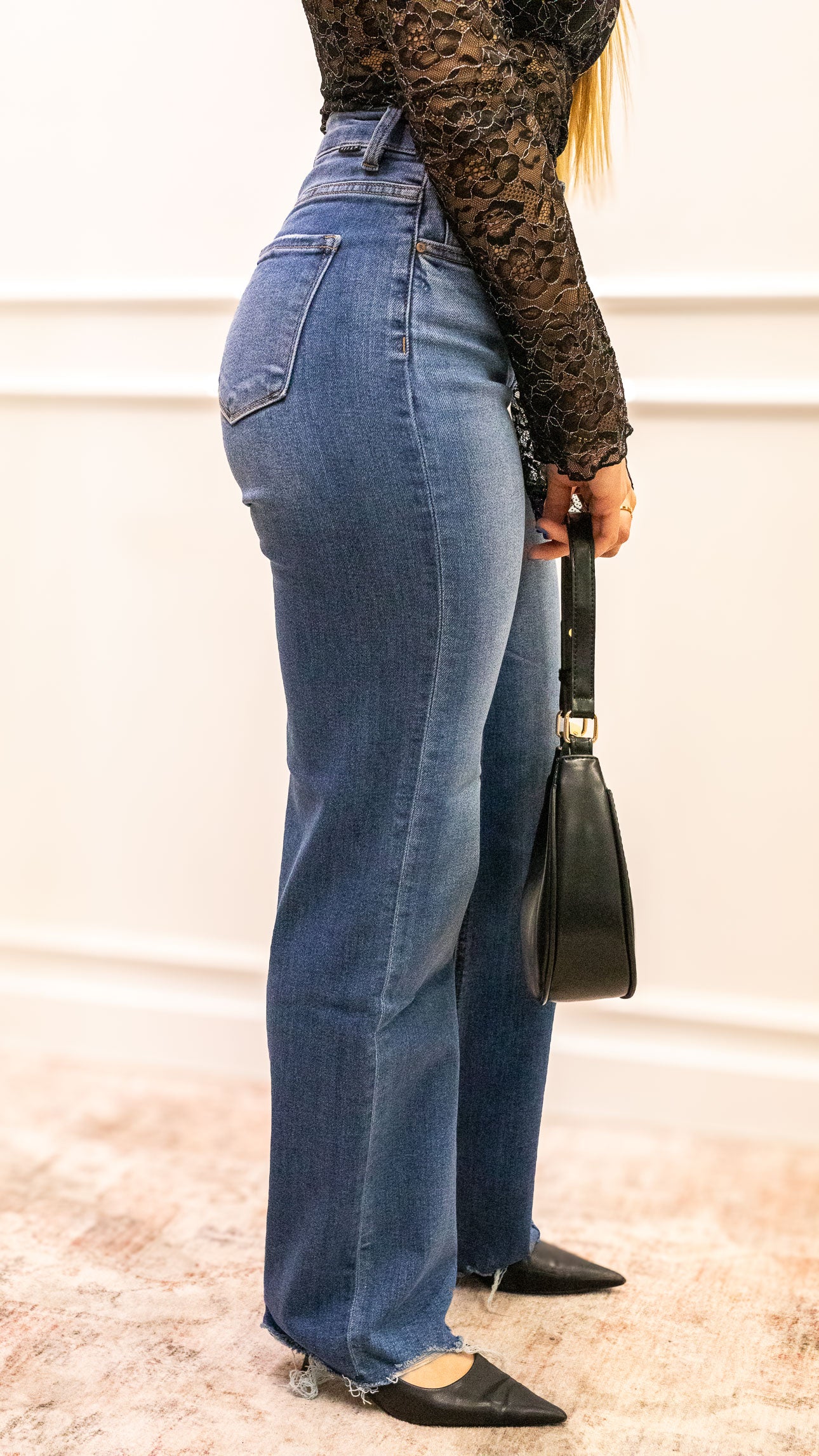 TIA - TUMMY CONTROL HIGH RISE BOOTCUT JEAN (RISEN)